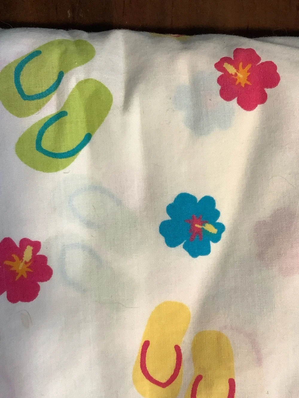 Flip Flops and Summer Full Sized Flat Sheet